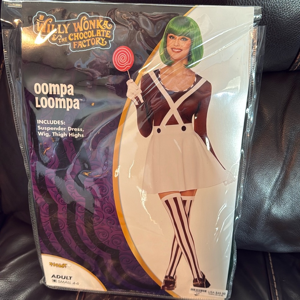 Women’s costume